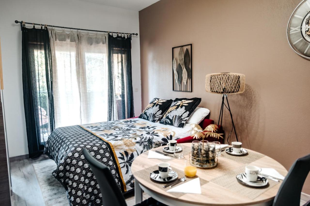 Appartement Moderne Central Avec Piscine, Garage Prive Et Terrasse Sud Uzès Exteriör bild