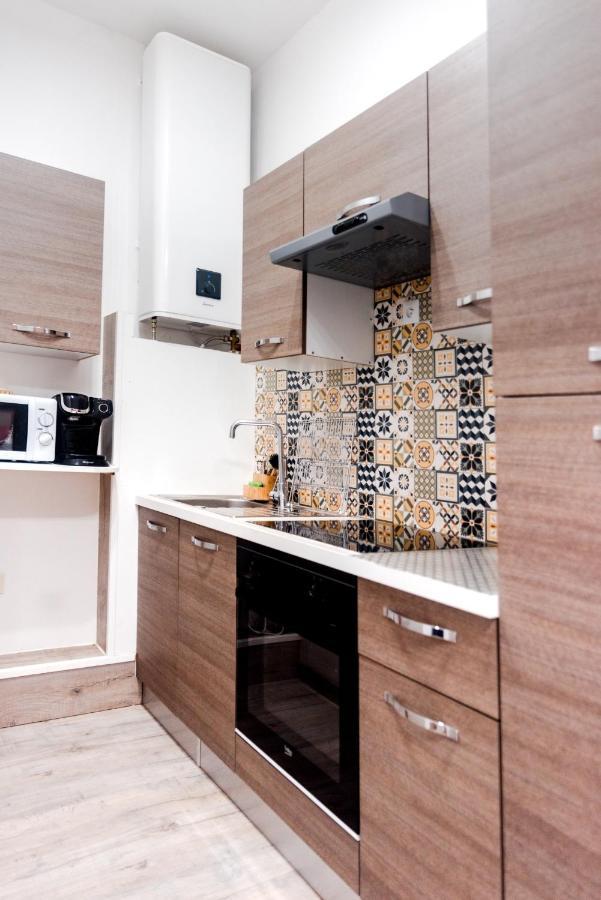 Appartement Moderne Central Avec Piscine, Garage Prive Et Terrasse Sud Uzès Exteriör bild