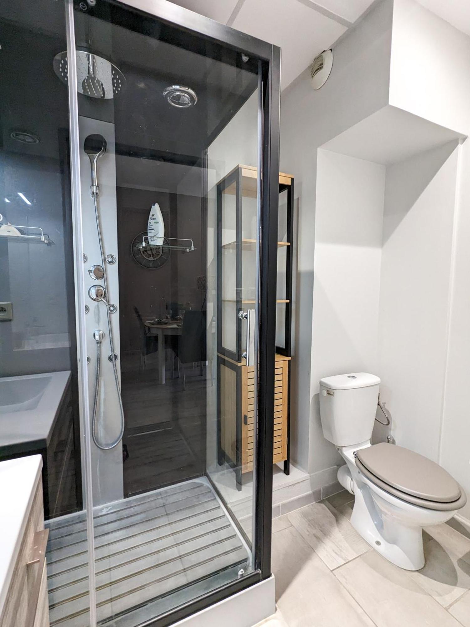 Appartement Moderne Central Avec Piscine, Garage Prive Et Terrasse Sud Uzès Exteriör bild